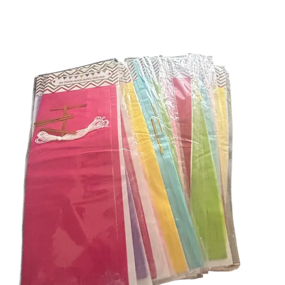 DIY Tissue Paper Tassel Garland Kit, NEW